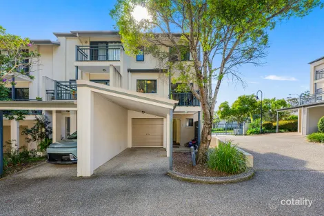 Property photo of 10/18 Geraldton Drive Varsity Lakes QLD 4227