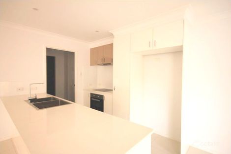 Property photo of 6/30 Taylor Place Mackenzie QLD 4156