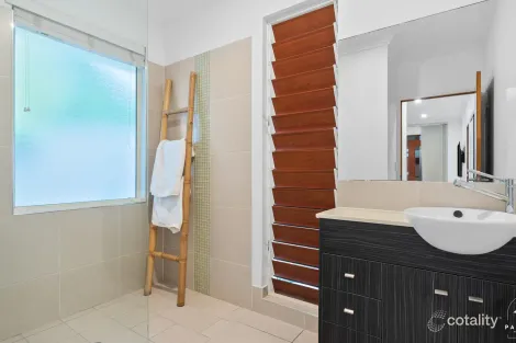 Property photo of 4 Seclusion Drive Palm Cove QLD 4879