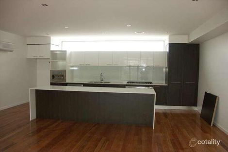 Property photo of 9/58 Bateman Road Kensington VIC 3031