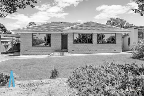 4 Whittaker Dr, Modbury, SA 5092