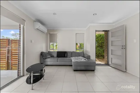 Property photo of 1/24 Parkview Drive Glenvale QLD 4350