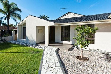 57 Hollett Rd, Morley, WA 6062