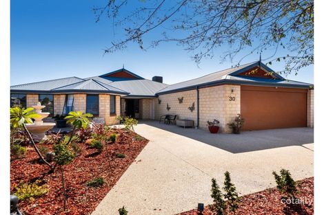 30 Waratah Cir, Halls Head, WA 6210