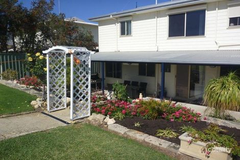 Property photo of 14 Larwood Elbow Seabird WA 6042
