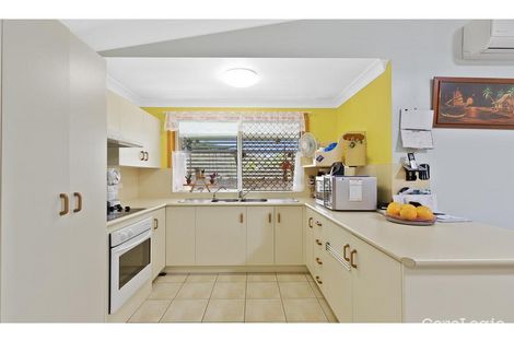 Property photo of 1/26 Knutsford Street Wandal QLD 4700