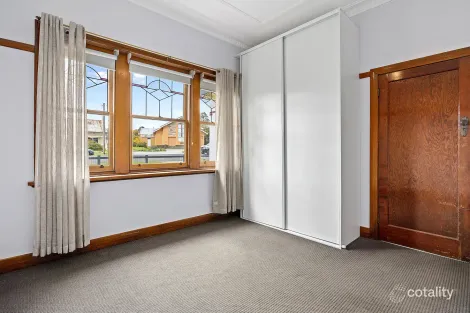 Property photo of 86 Neale Street Kennington VIC 3550