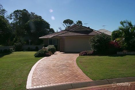 33 The Boulevard, Redland Bay, QLD 4165