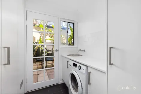 Property photo of 2/2 Zahel Street Carina QLD 4152