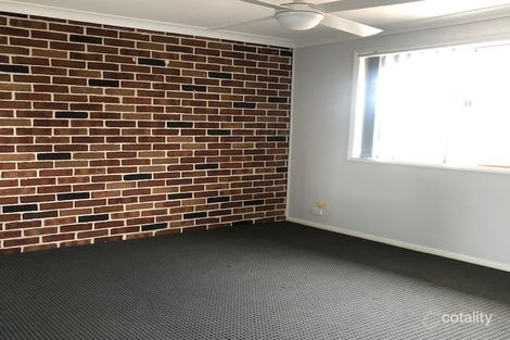 1/2 Dutton Pl, Glenmore Park, NSW 2745