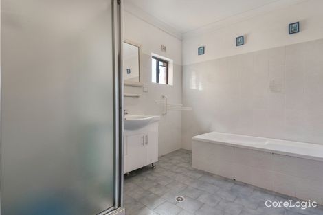 Property photo of 8 Treloar Place Edensor Park NSW 2176