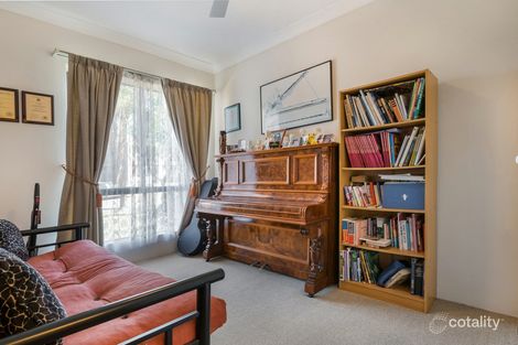 Property photo of 8 Treloar Place Edensor Park NSW 2176