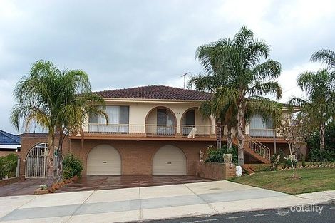 19 Pass Cres, Beaconsfield, WA 6162