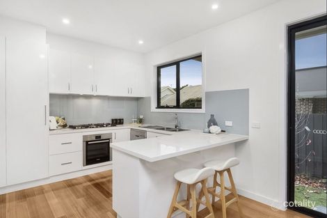 Property photo of 3/34 McComas Grove Burwood VIC 3125