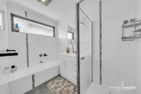 Property photo of 4 Phyllis Parade Deer Park VIC 3023