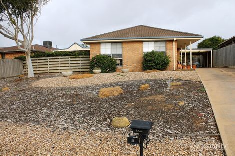 Property photo of 5 Charltonian Close Bacchus Marsh VIC 3340
