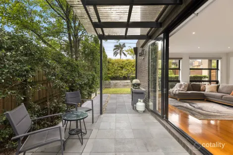 Property photo of 1/401 Highbury Road Burwood VIC 3125