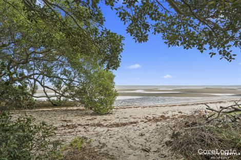 Property photo of 98 Bayside Drive Beachmere QLD 4510