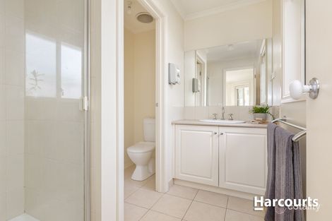 Property photo of 10 Glade Court Cranbourne VIC 3977