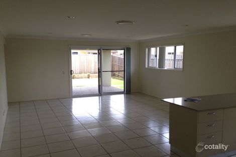 Property photo of 70 Newport Parade Blacks Beach QLD 4740