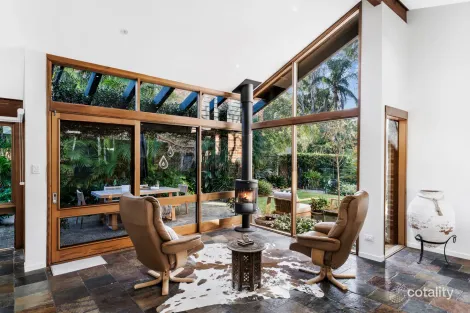 Property photo of 38 Nebo Drive Figtree NSW 2525