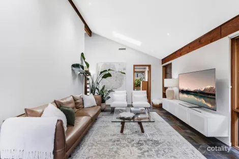 Property photo of 38 Nebo Drive Figtree NSW 2525