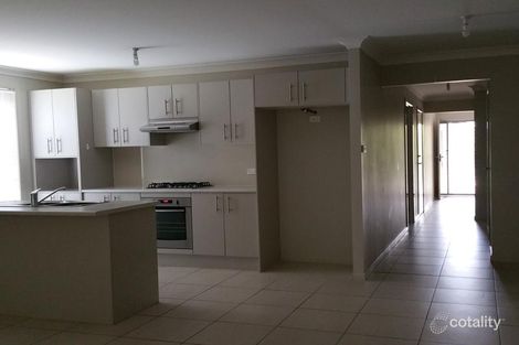 Property photo of 18 Foothills Terrace Glenmore Park NSW 2745