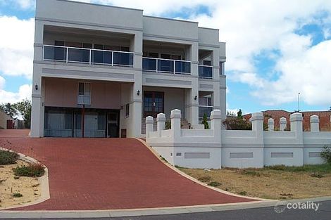 Property photo of 6 Madeleine Court Two Rocks WA 6037