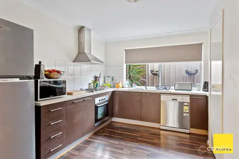 Property photo of 1 Highview Terrace Kangaroo Flat VIC 3555