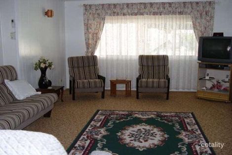 Property photo of 33 Piriwal Street Pelican NSW 2281