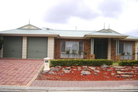 21 Brooks Cct, Woodcroft, SA 5162