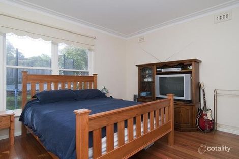 Property photo of 176 Eastfield Road Croydon South VIC 3136