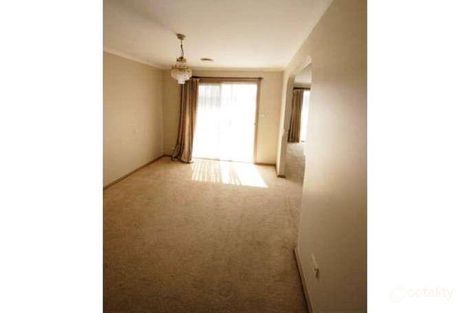 Property photo of 5 Ballard Place Monash ACT 2904