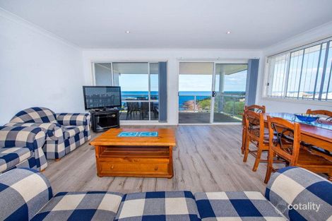 Property photo of 6A Pacific Street Fishermans Bay NSW 2316