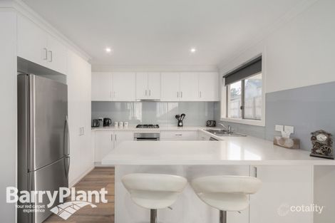 Property photo of 2/8A Garfield Road Garfield VIC 3814