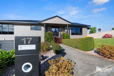 Property photo of 17 Rowena Court Devonport TAS 7310