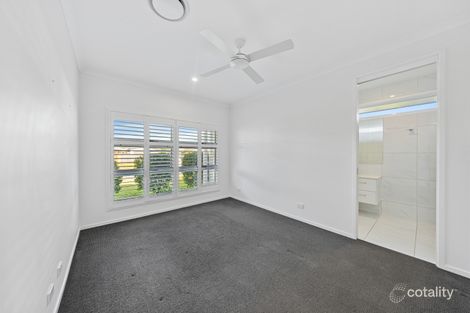 Property photo of 3 Cambridge Circuit Southside QLD 4570
