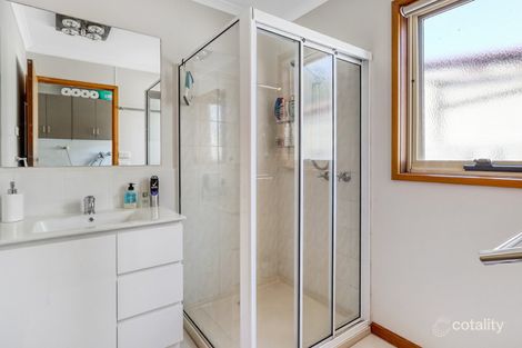 Property photo of 55 Vaughan Street Paynesville VIC 3880