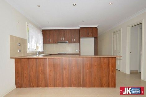 Property photo of 17 Millendon Boulevard Tarneit VIC 3029