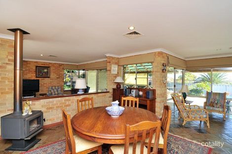 Property photo of 4 Osprey Close Halls Head WA 6210