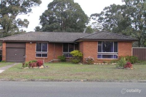 83 Evelyn St, Macquarie Fields, NSW 2564