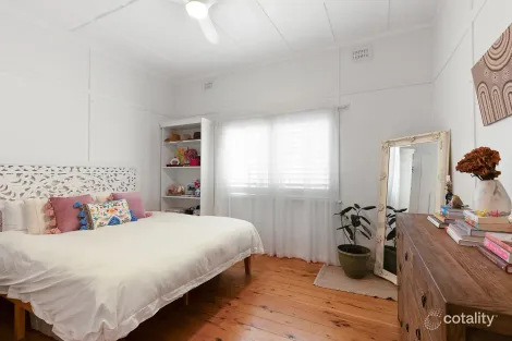 Property photo of 44 Bogan Road Booker Bay NSW 2257
