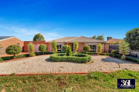 15 Phillip St, Melton South, VIC 3338