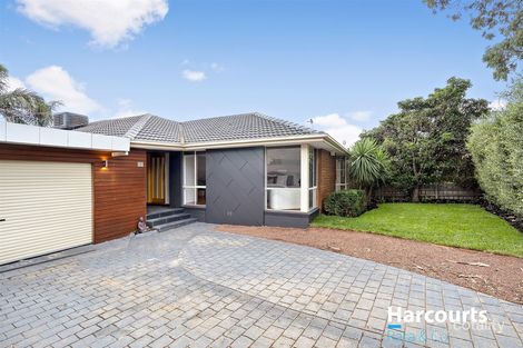 Property photo of 42 Thompson Circuit Mill Park VIC 3082
