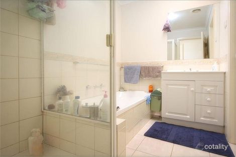 Property photo of 2/77 Rooks Road Mitcham VIC 3132