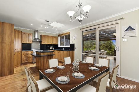 Property photo of 9 Scotsburn Way Endeavour Hills VIC 3802