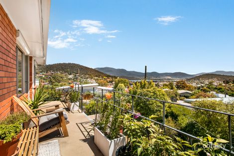 Property photo of 9 Avoca Street Lindisfarne TAS 7015