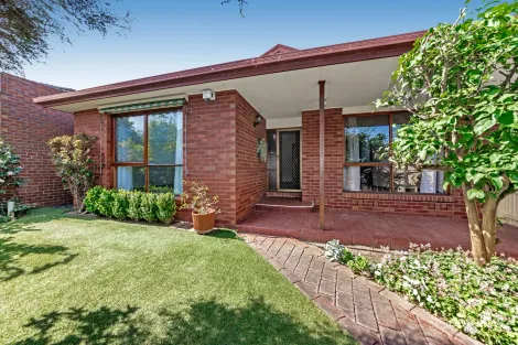 1/10 Hall St, Mckinnon, VIC 3204
