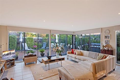 Property photo of 11 Kooringal Road Blairgowrie VIC 3942