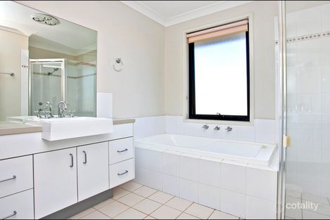Property photo of 32 Dunlop Avenue Ropes Crossing NSW 2760